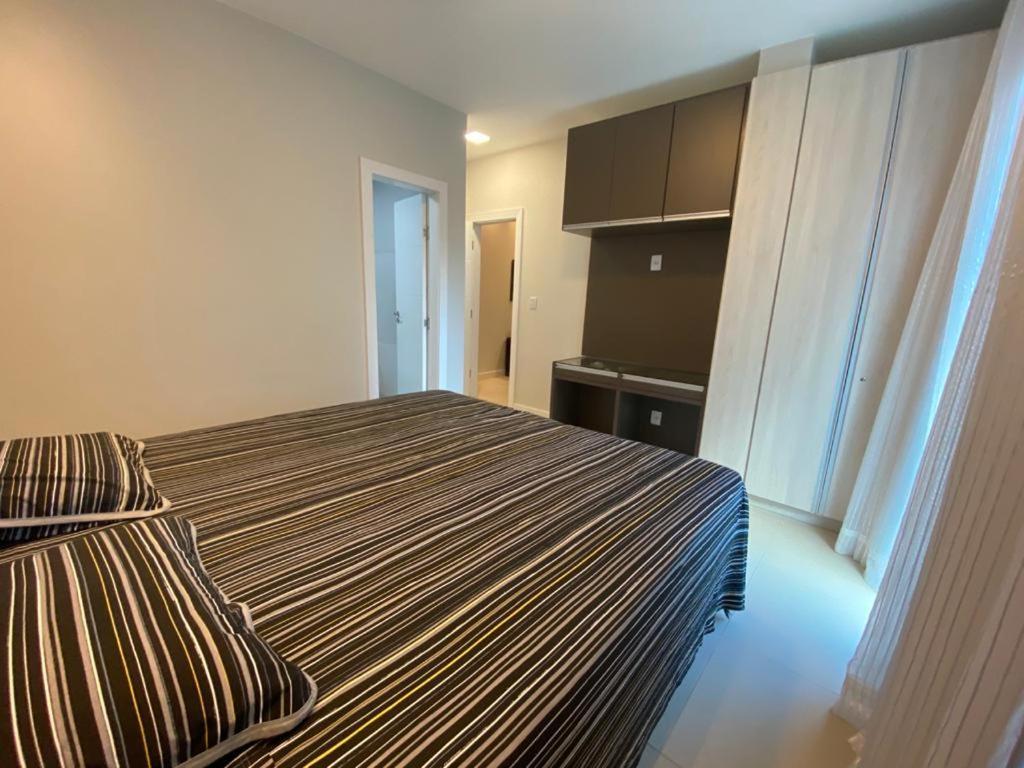 Apartamento Vista Do Mar - Praia Do Forte Кабо Фрио Екстериор снимка